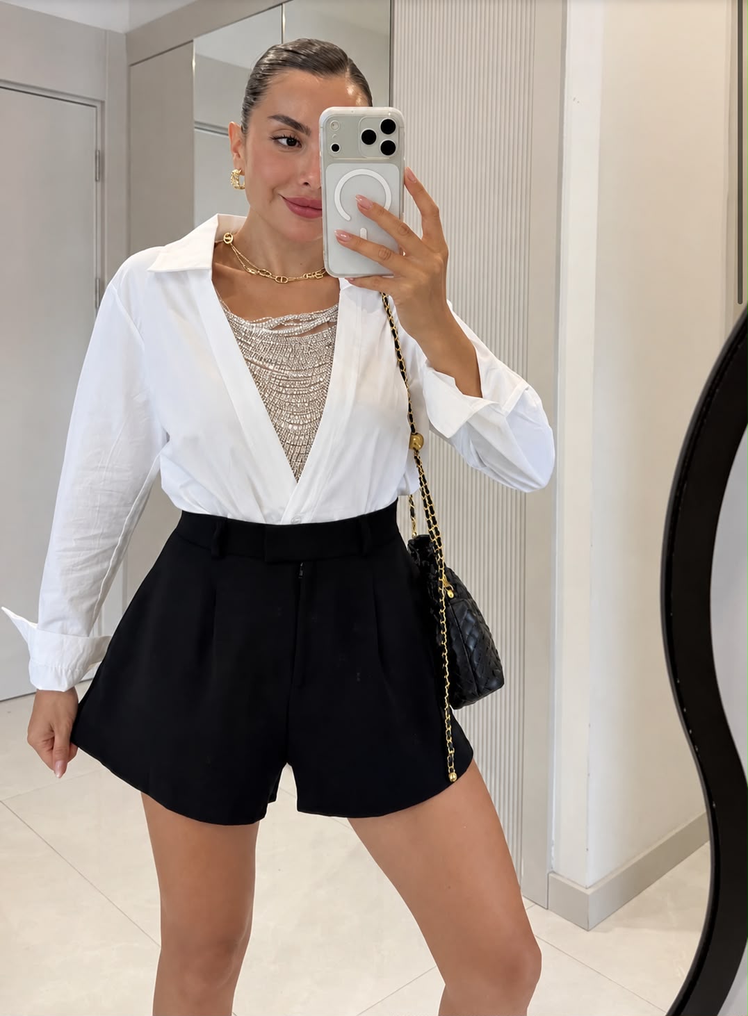 9d29ff53-b6e8-499d-a8cc-094f2fef2b3e White Collared Long Sleeve Jacket - Image 1